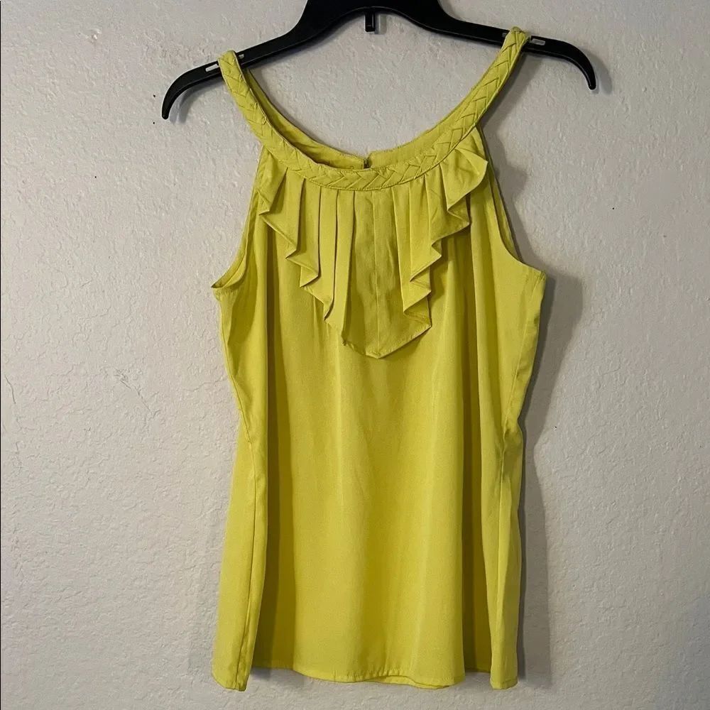 Like New! Banana Republic Yellow Ruffle Top in Size M